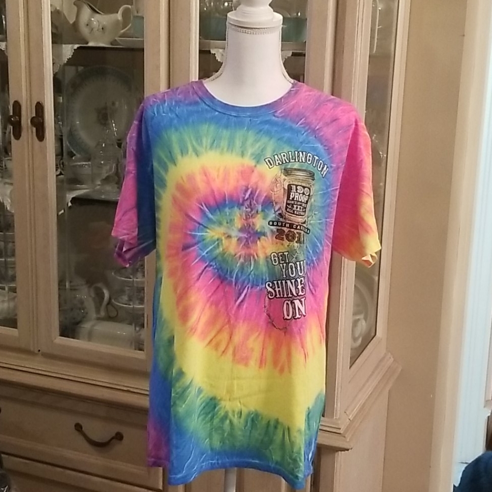 Large 2019 Darlington Raceway T Shirt